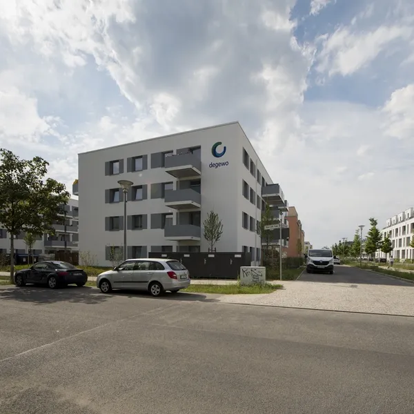Zentral gelegene Wohnung - gerne Studenten oder Azubis * Anmietung nur mit Wohnberechtigungsschein * — photo 1